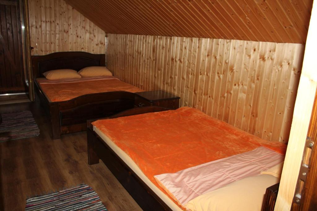 Natura Family Resort Avrig Bilik gambar
