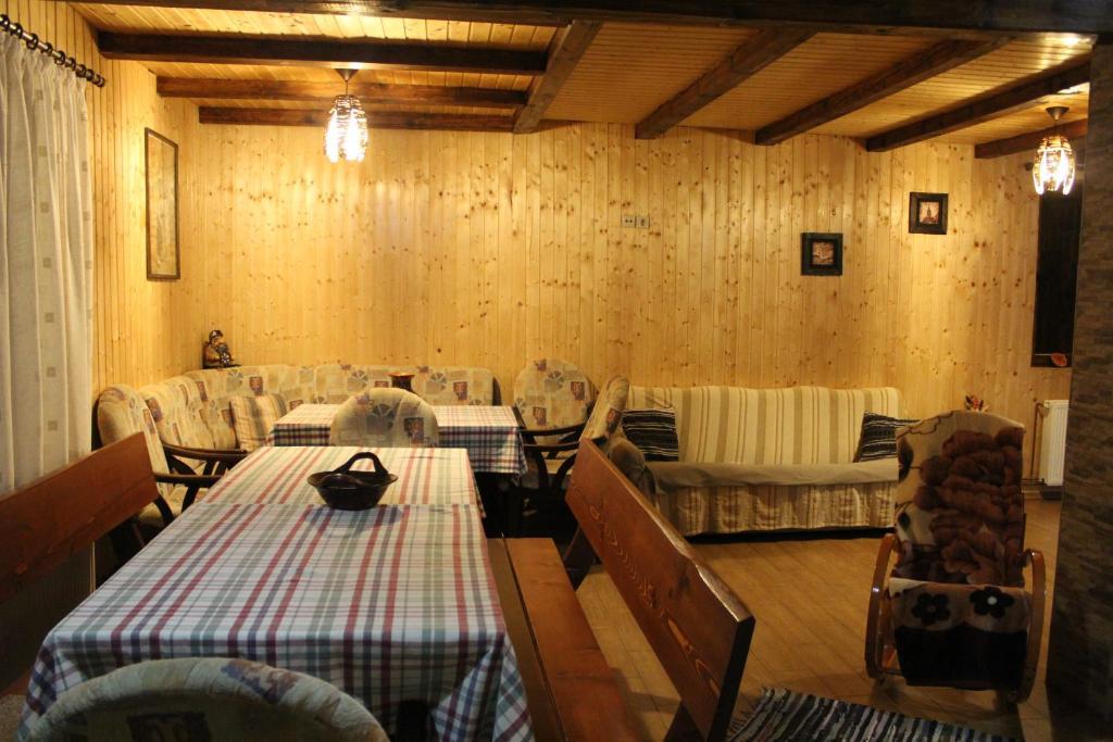 Natura Family Resort Avrig Luaran gambar